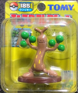 Sudowoodo figure Tomy Monster Collection yellow package series