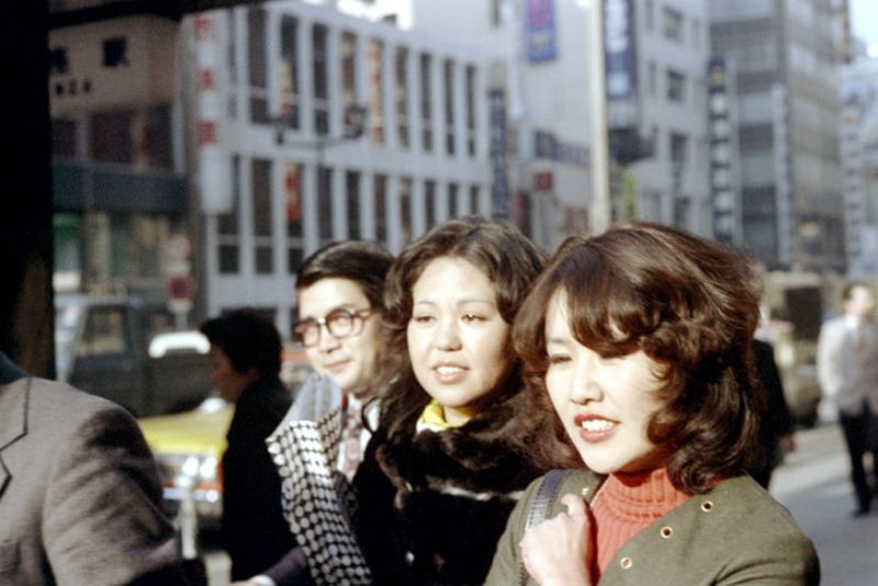 Vintage Tokyo Street Style: Ladies and Their Everyday Looks in the early 1970s - 2