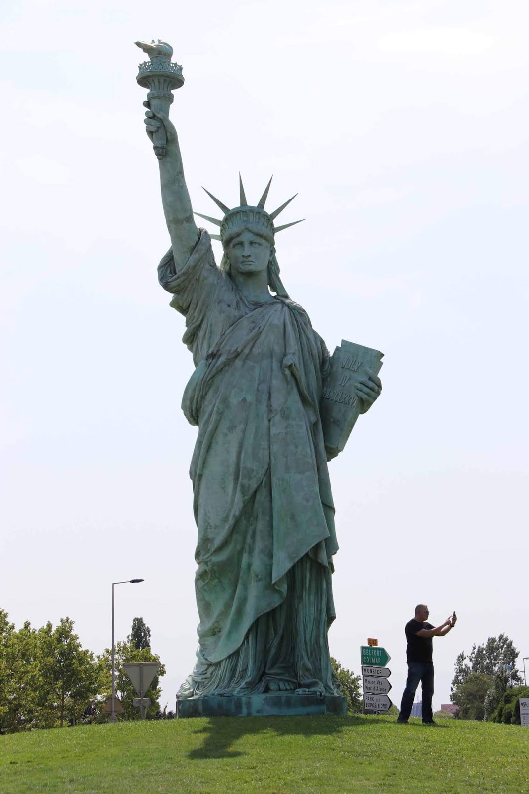 Vapaudenpatsaan kopio Colmarissa Vapaudenpatsas Colmar France Statue Of Liberty Ranska
