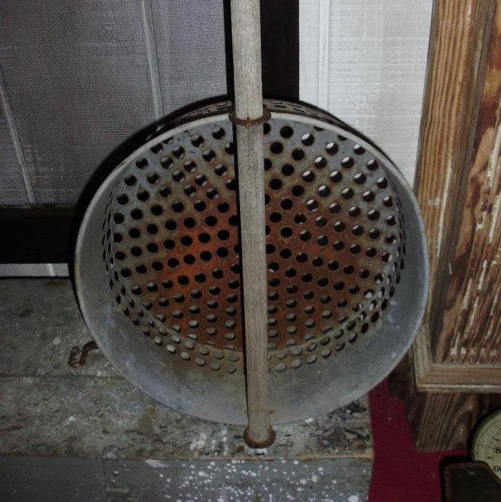 Log Cabin Antiques & Gifts Long handled ash sifter