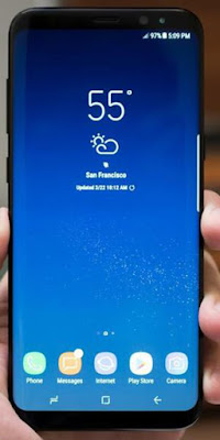 Spesifikasi Samsung Galaxy S9 Spesifikasi Samsung Galaxy S9 Dalam segi layar, smartphone ini mempunyai lebar 5.8 inci dengan Layar QHD dan Super AMOLED. Untuk varian plus memiliki lebar layar yang berbeda yaitu 6.2 inci dengan jenis layar yang sama. Untuk bagian kamera belakang akan di berikan fitur variable apertures f/2.4 dan whopping f/1.5 yang pertama kali ada di smartphone. Dengan begitu Samsung Galaxy S9 dan S9+ akan memberikan hasil foto yang lebih baik walaupun dalam kondisi kurang cahaya. Masih belum berhenti, Kamera pada duo galaxy tersebut juga mampu memotret video gerak super lambat sebesar 480 fps pada 720p, menarik sekali bukan. Samsung Galaxy S9 bakal menjadi komoditi panas pada tahun 2018 mendatang. Seri lanjutan dari Samsung Galaxy S8 dan S8+, Samsung Galaxy S9 ini mengusung bezel yang super tipis dibanding seri sebelumnya. Dengan ratio layar berbanding bodi mencapai 90 persen pada Samsung Galaxy S9, sedangkan pada Samsung Galaxy S8 hanya 83,6 persen saja. berdasarkan rumor yang beredar, Samsung Galaxy S9 bakal memiliki bezel yang lebih tipis pada bagian atas display. Sedangkan untuk lebar pada bagian kanan dan kiri bodi Samsung Galaxy S9 belum diketahui pasti berapa perubahan bingkainya.Samsung