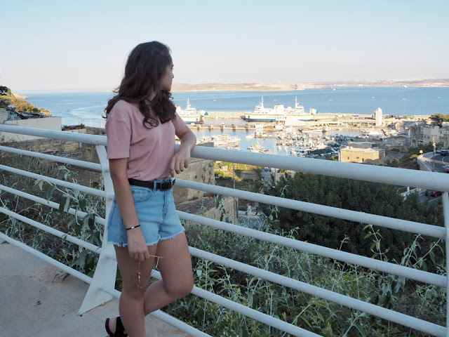 summer outfit, New Look shorts, Boohoo top, Zaful reflective sunglasses