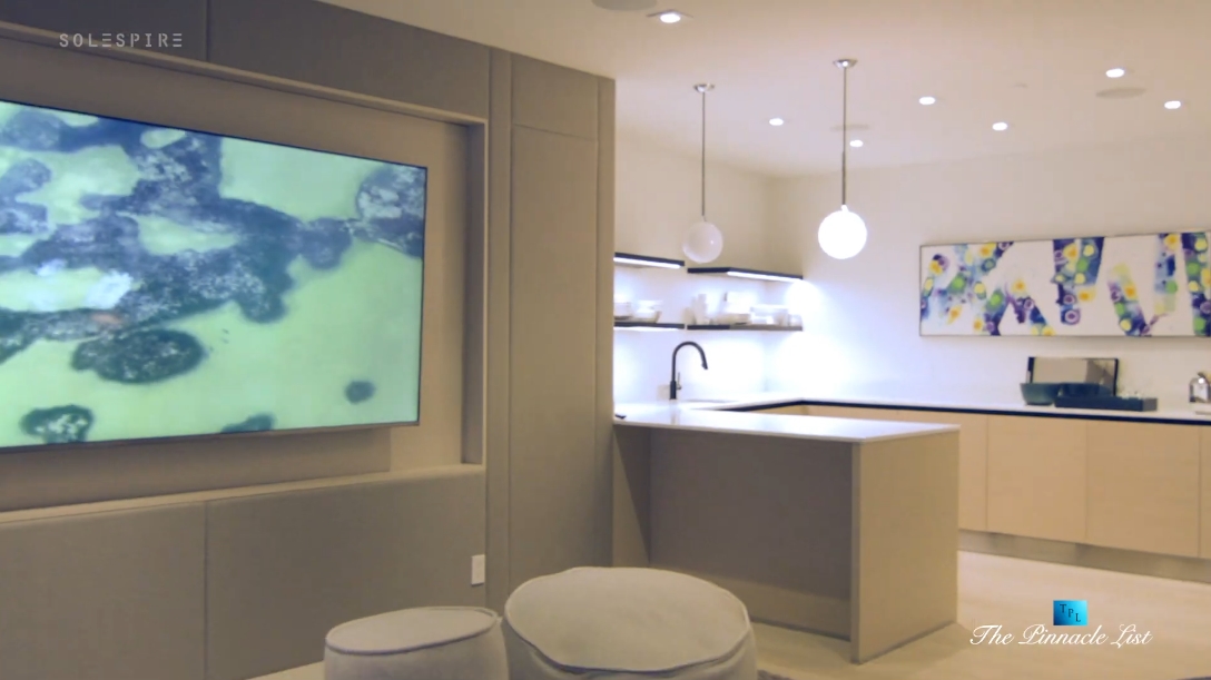 19 Photos vs. 3540 Creery Ave, West Vancouver Interior Design Luxury Home Tour