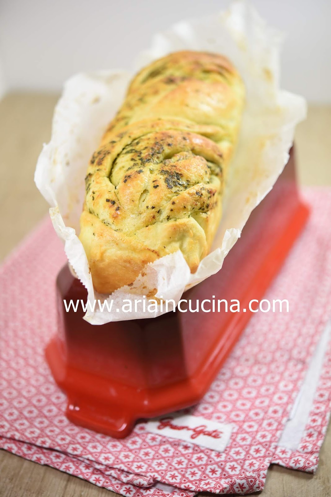 Blog di cucina di Aria Pan brioche salato al pesto