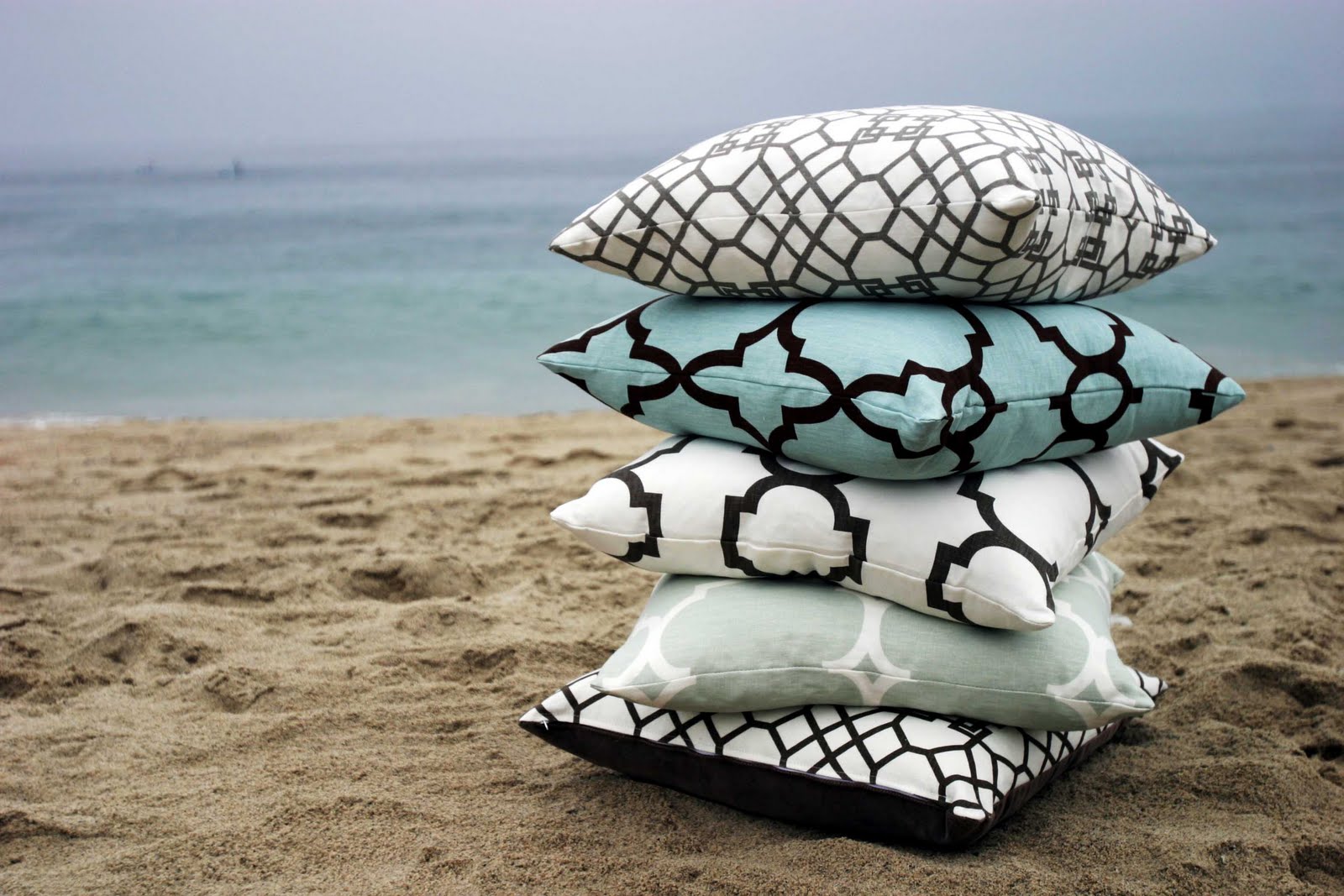 Stiles | Fischer Interior Design: Got Pillows? Designer pillow giveaway