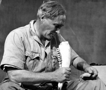 when dr louis leakey dead FLINTKNAPPING HALL OF FAME: Dr. Luis Leaky, Flintknapping Hall Of Fame Flintknapper # 9
