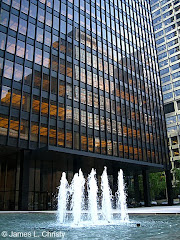Seagrams Building; New York - Mies Vander Rohe, Johnson