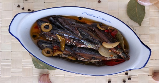 Gourmet Tuyo (Dried Herring) In Spicy Oil Recipe Gourmet Tuyo (Dried Herring) In Spicy Oil Recipe