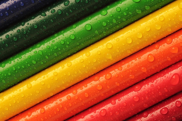 الالوان و معانيها مهم جدا لكل مصمم  Pencils-crayons-colourful-rainbow-50721