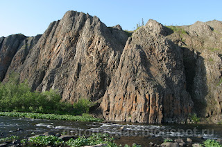 Выходы базальтов в каньоне Большие ворота, Ненецкий автономный округ