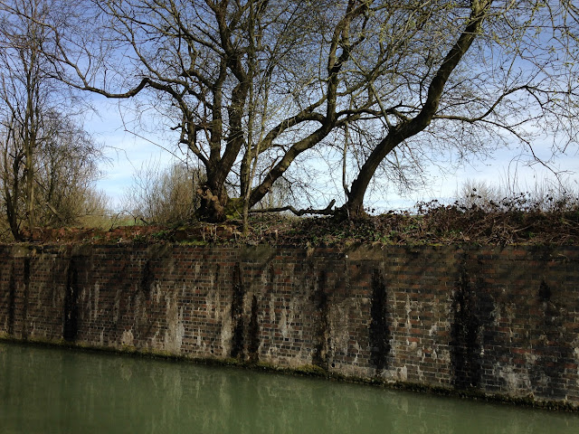 Remains of a bridge carrying the Midland and South Western Junction Railway over the Kennet and Avon Canal