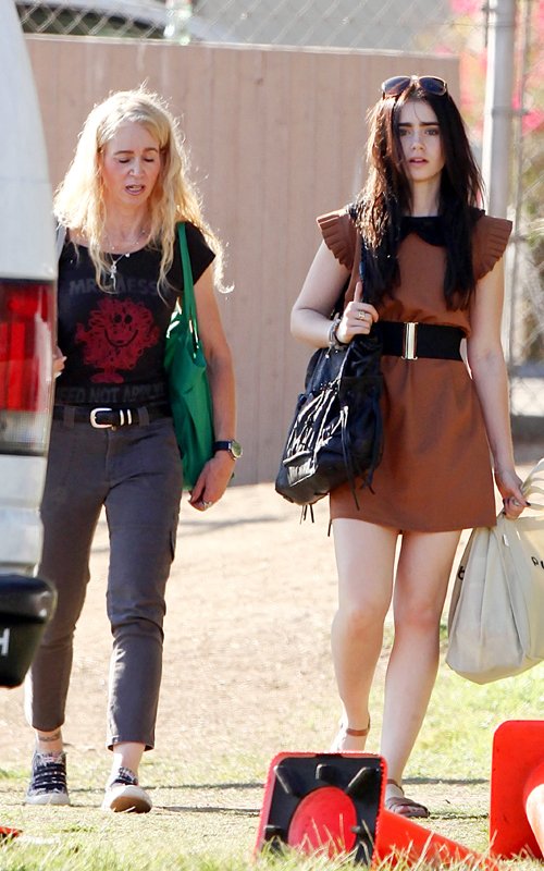 Big Brothers 2012 Lily Collins Trading Post Pretty