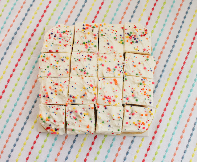 Food Lust People Love: When you are craving sugar cookies but can’t be bothered with rolling out dough and using cookie cutters, make frosted sugar cookie bars instead! They are super simple and are as pretty as they are tasty.