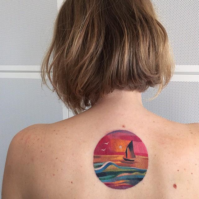Tatuagens femininas para as costas Tatuagens femininas para as costas