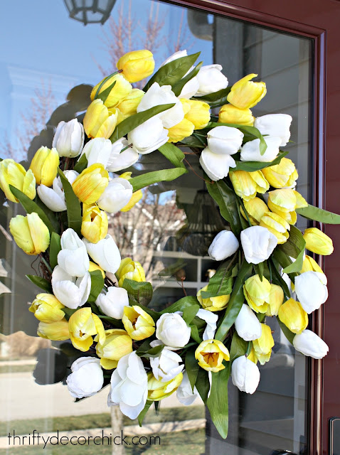 Easy DIY spring tulip wreath