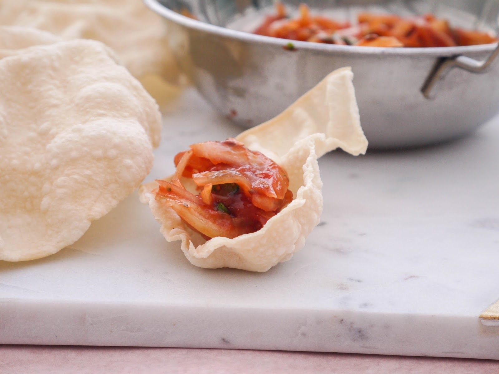 Indian Poppadom Dips Onion Subarubaruk