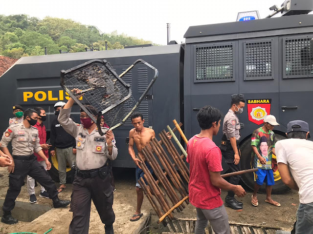 Herman Suriyono ungkapArus Pendek Listrik Jadi Penyebab Rumah Terbakar di Tamekan Herman Suriyono ungkapArus Pendek Listrik Jadi Penyebab Rumah Terbakar di Tamekan