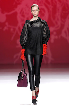 Raíz de Ulises Mérida en MBFWM Raíz de Ulises Mérida en MBFWM
