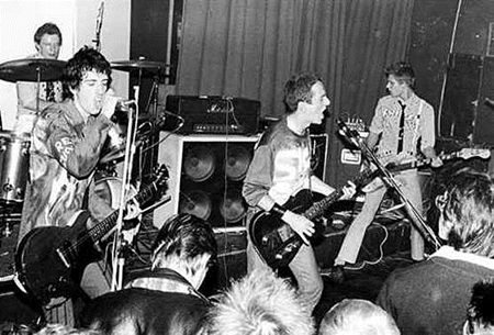 The Clash - Live In Cardiff 1977 The Clash - Live In Cardiff 1977