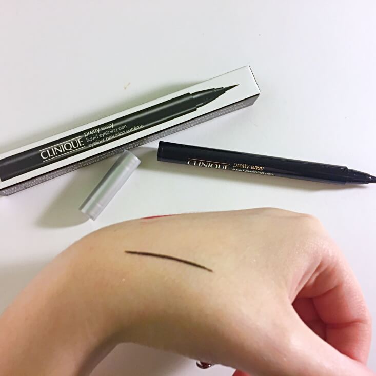 Clinique Pretty Easy Liquid Eyelining Pen Black Clinique Pretty Easy Liquid Eyelining Pen Black