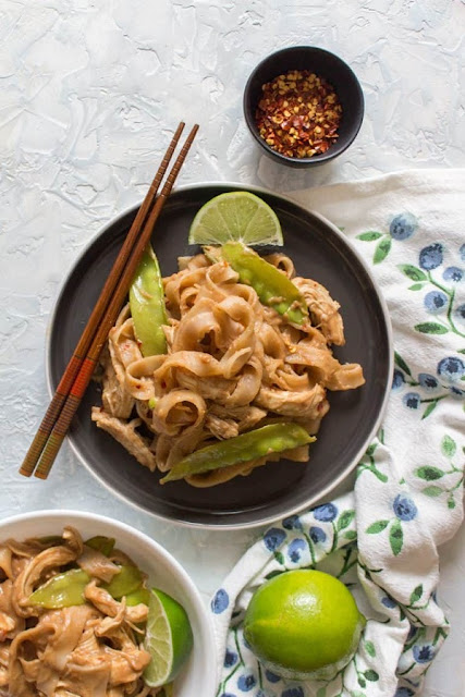 instant pot thai peanut chicken noodles