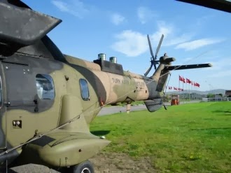Τουρκικό ελικόπτερο Cougar πέταξε πάνω από τη Σάμο