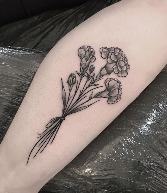 Tatuagens de flores para as mulheres Tatuagens de flores para as mulheres