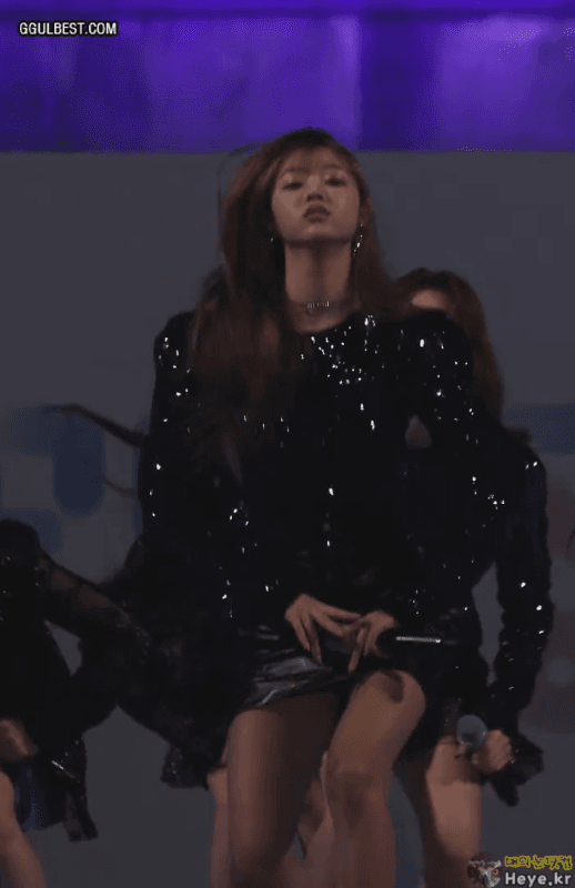 JJTV.KR MP4 FACTORY Oh My Girl YooA Leather Skirt .gif