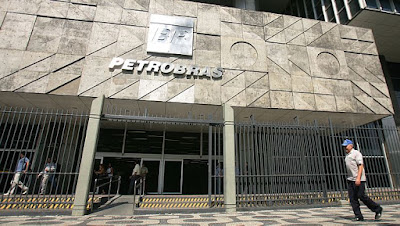 Petrobras não é autarquia; é S.A. com acionistas em todo o mundo Petrobras não é autarquia; é S.A. com acionistas em todo o mundo