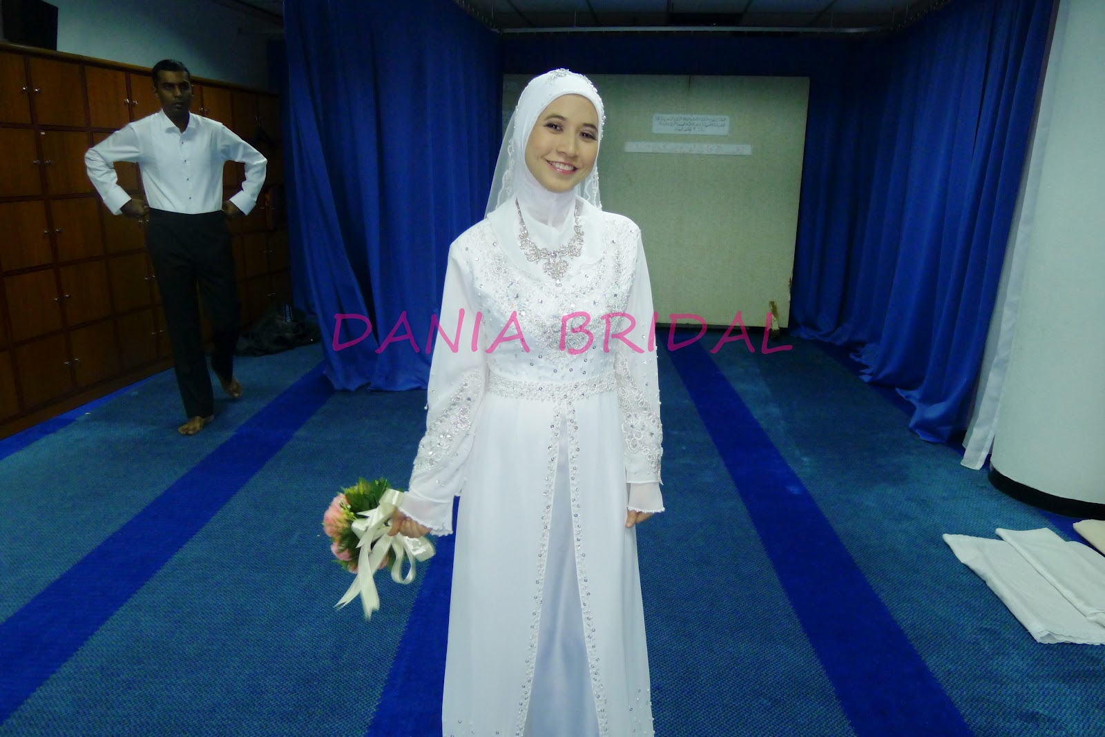  baju jubah pengantin jubah fesyen kembang 