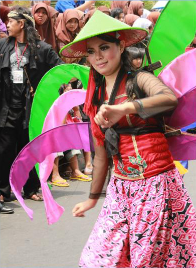 KIRAB BUDAYA KUNINGAN ~ Sunda Sambada