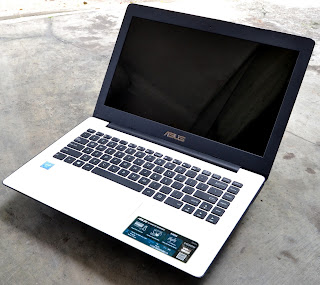Laptop ASUS X453SA-WX002D Bekas