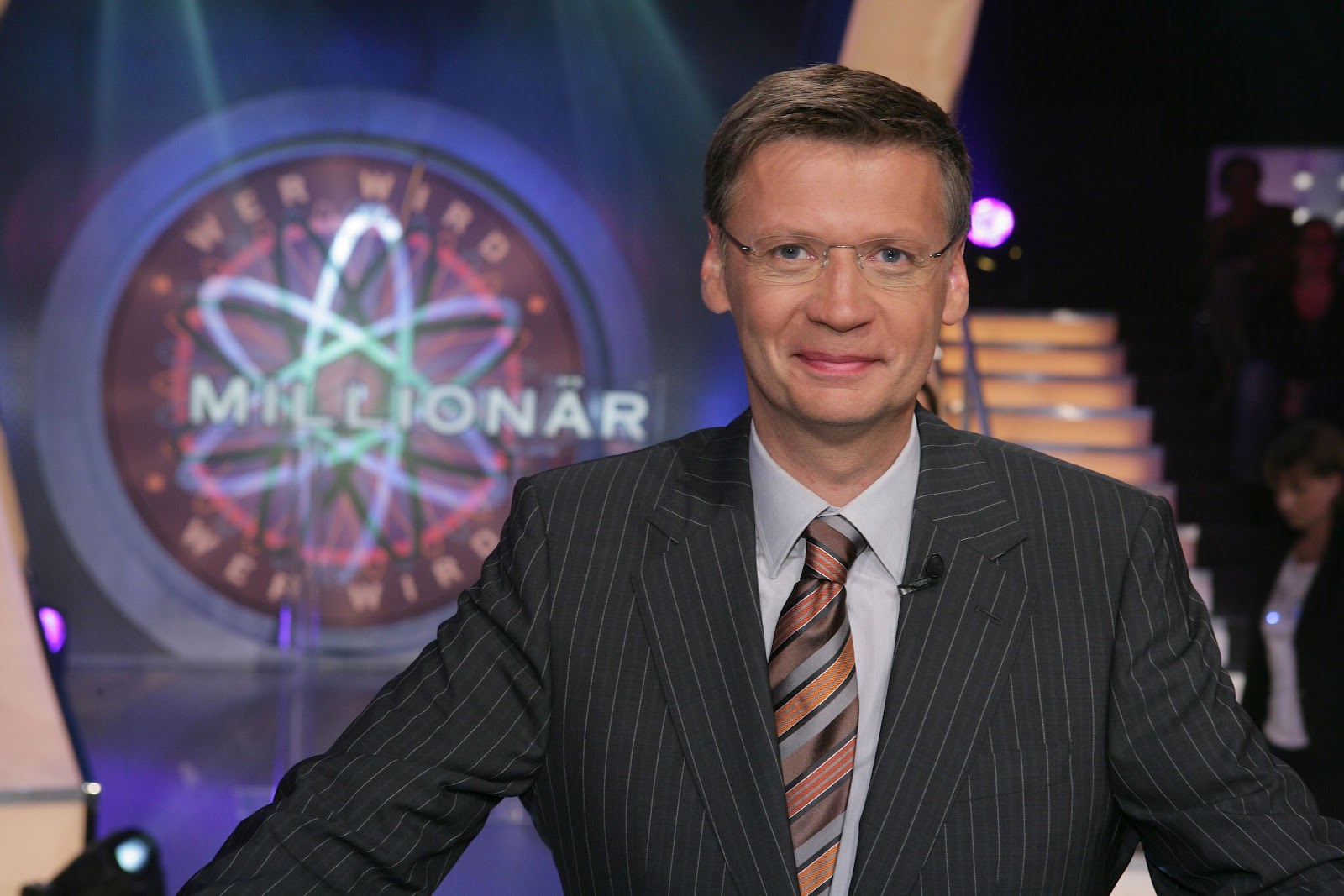 Vom Tellerwäscher Zum Millionär Auf Englisch Wer wird Millionär?: Montag den 13.12.2010 | 910. Sendung