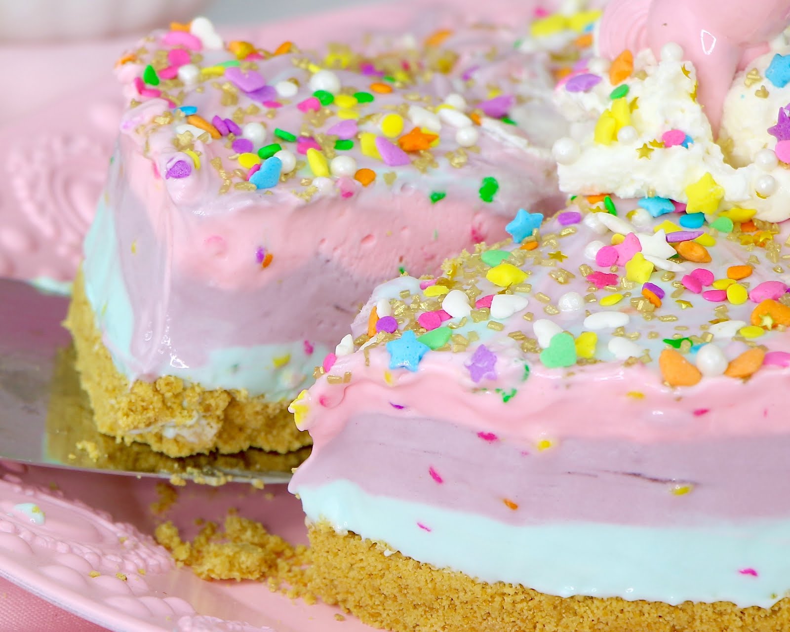 {VIDEO} NoBake Unicorn Pie The Lindsay Ann
