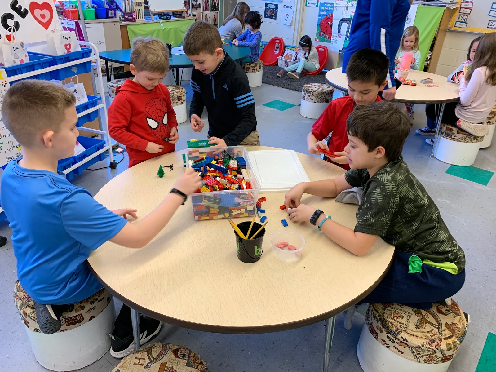 Pine Glen Room 101 Global School Play Day