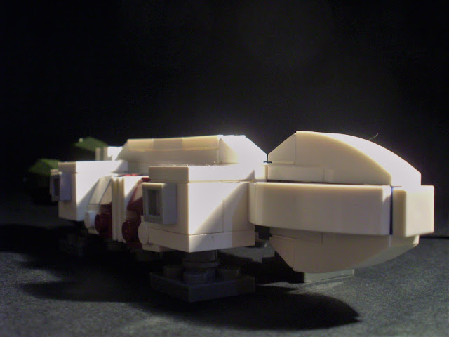 MOC LEGO Águia Espaço1999 (1)