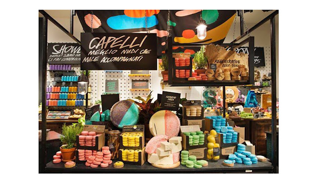 Kozmetikumok műanyag nélkül A LUSH műanyagmentes üzlete