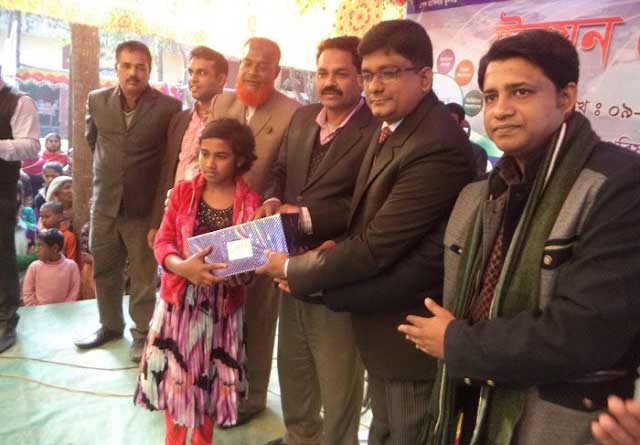 বকশীগঞ্জে তিনদিন ব্যাপি উন্নয়ন মেলা সমাপনী দিনে পুরস্কার বিতরণ অনুষ্ঠিত