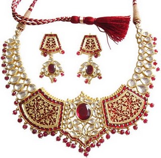 necklace jewelry