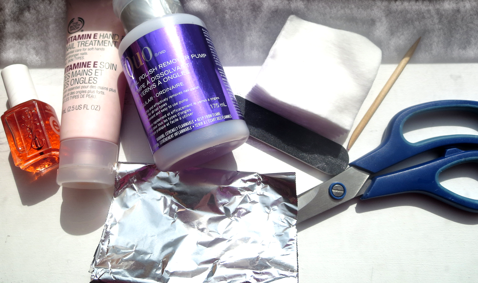 how-to-remove-shellac-at-home-blossom-in-blush