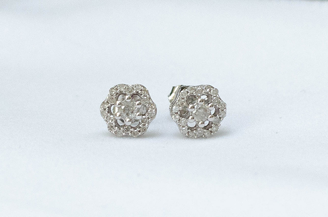 Gemporia 0.25ct Diamond 9K White Gold Earrings