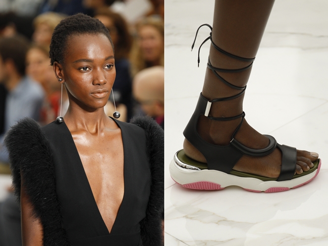 Salvatore Ferragamo 2016 SS Details, Herieth Paul Salvatore Ferragamo 2016 SS Black V-Neck Dress