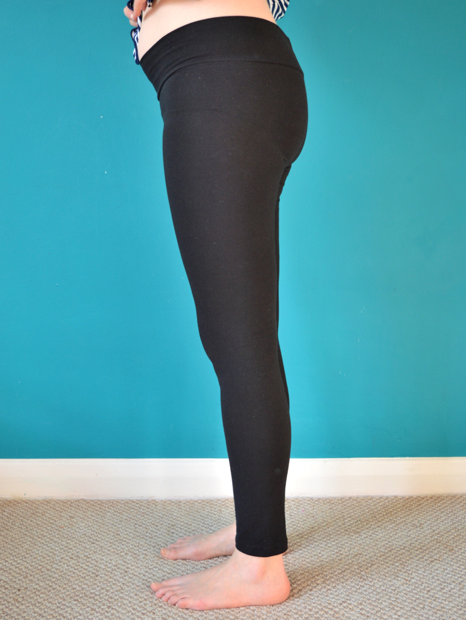 should you size up or down in leggings with