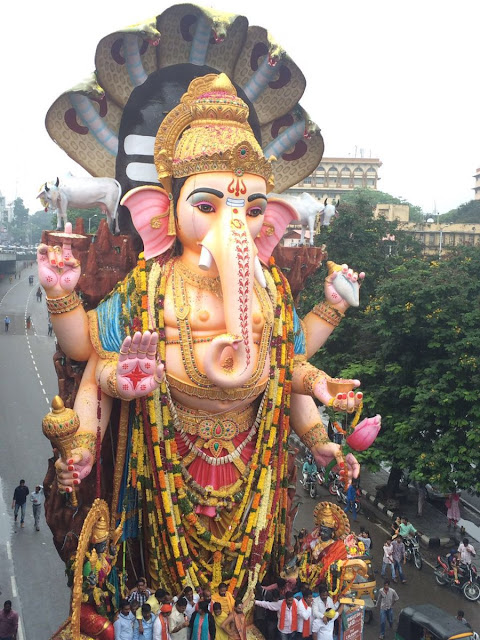 Khairatabad Ganesh nimajjanam photos 2016 Khairatabad Ganesh nimajjanam photos 2016