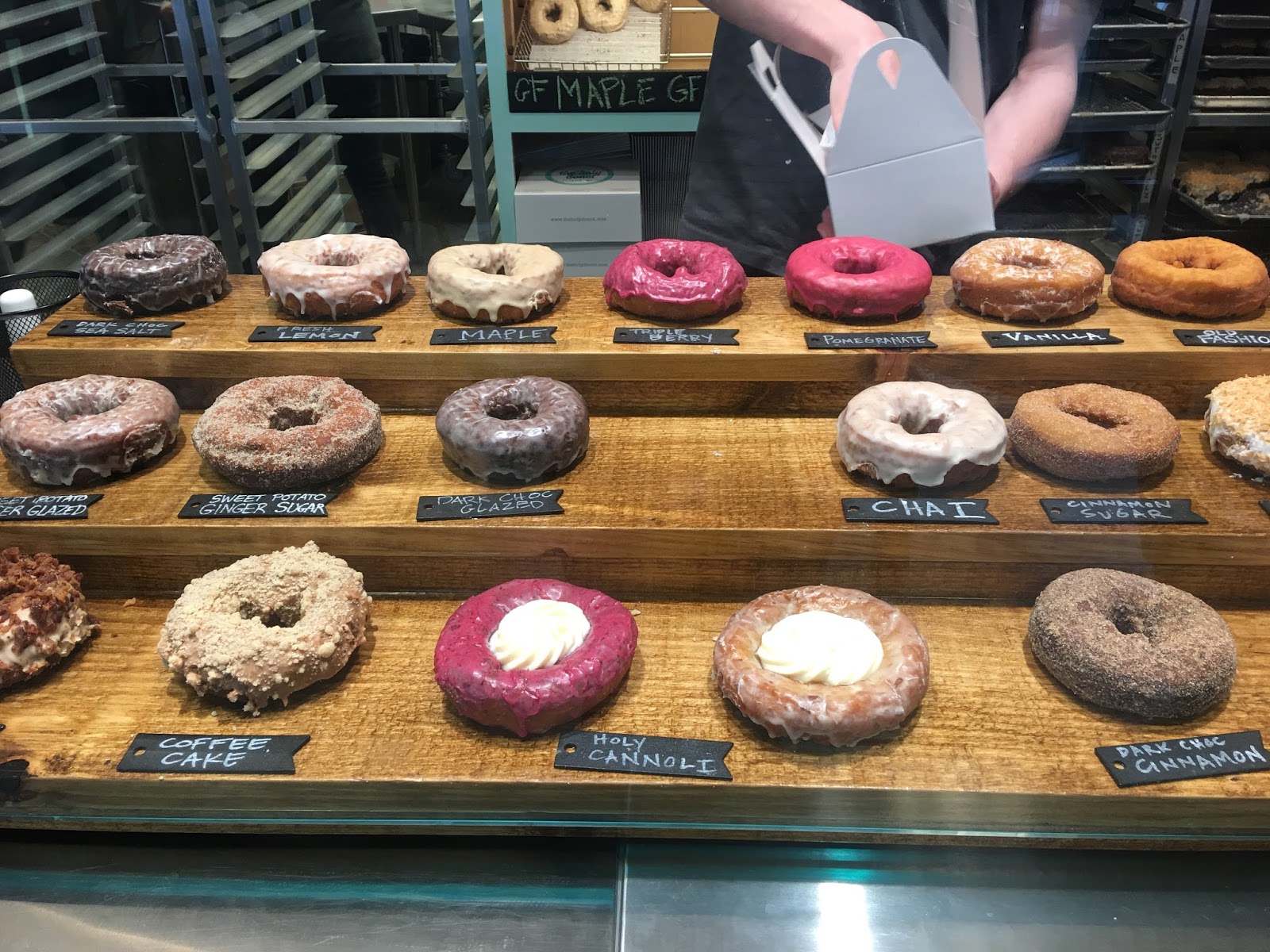 places to eat in portland, where to eat in maine, best donuts to eat, potato donut