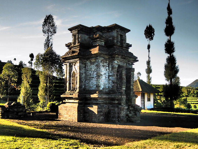 Candi Dwarawati Dieng Candi Dwarawati Dieng