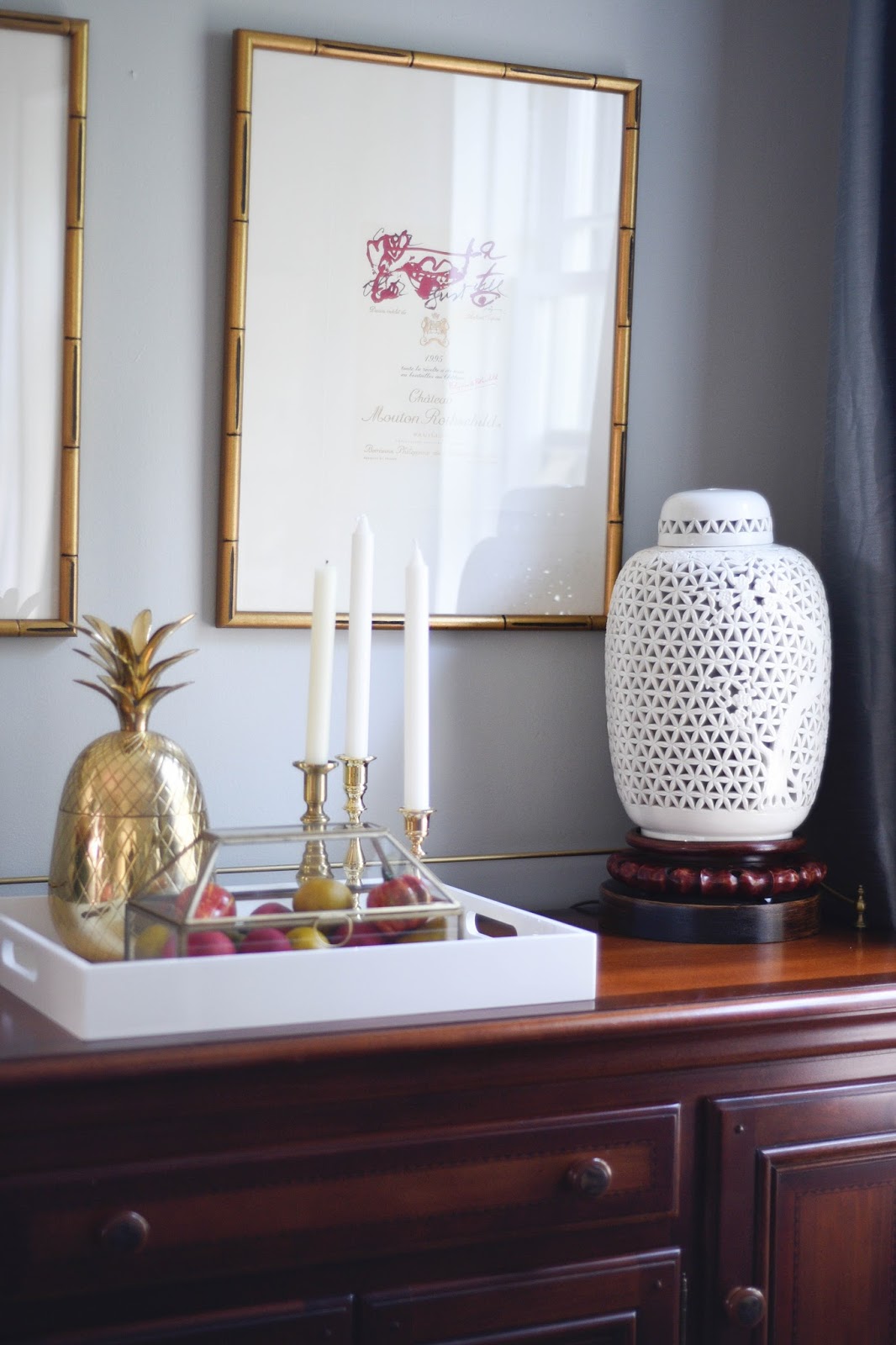 Decorating your barcart for Fall Dining Room Fall decorations www.homewithkeki.com #falldecor #diningrooms #fall Decorating your barcart for Fall Dining Room Fall decorations www.homewithkeki.com #falldecor #diningrooms #fall