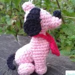 http://www.ravelry.com/patterns/library/puppy-petit-coeur