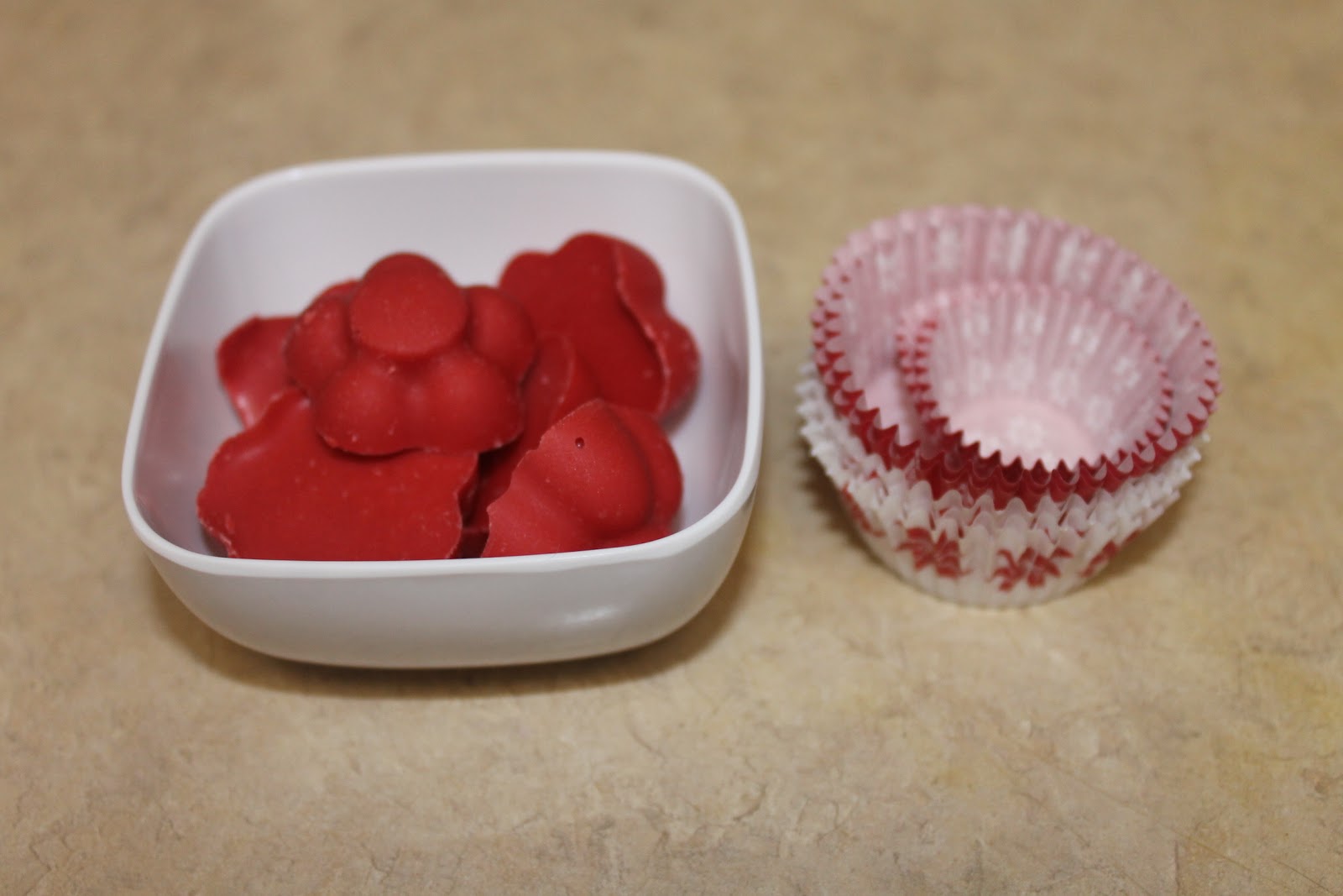 VineelaSiva How to make Chocolate edible cups