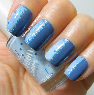 Etude House Fashion Queen medium and light blue nails